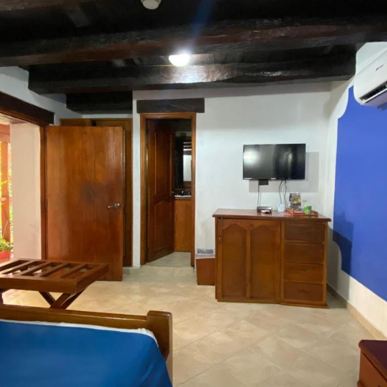 Hotel Don Pedro De Heredia - Habitación Triple Estándar - 11