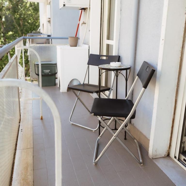 Two Bedroom Appartment - 3 min Metro Conca D'Oro by ORPI RENT - Maison de Vacances - 27