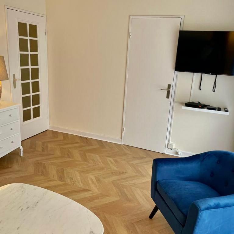 Large studio apartment Invalides Montparnasse - Apartamento de 1 dormitorio - 6