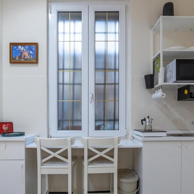 GuestHost - Piccola Anastasia - Your Cozy Bologna Stay - Camera Doppia con Letti Singoli - 3