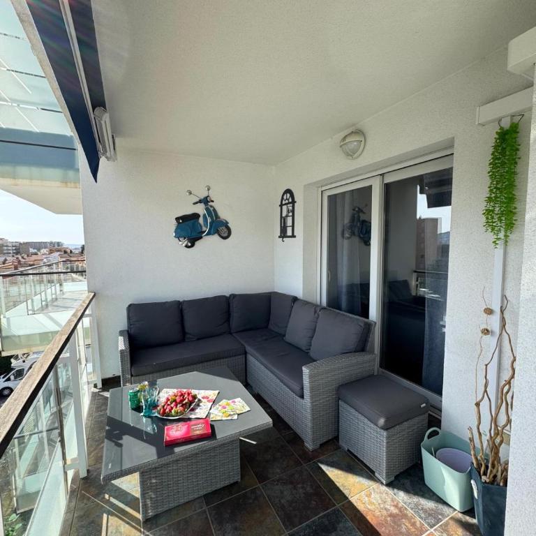 Apartamento soleado en Porto Marina con IMMO 365 - One-Bedroom Apartment with Pool View - 6