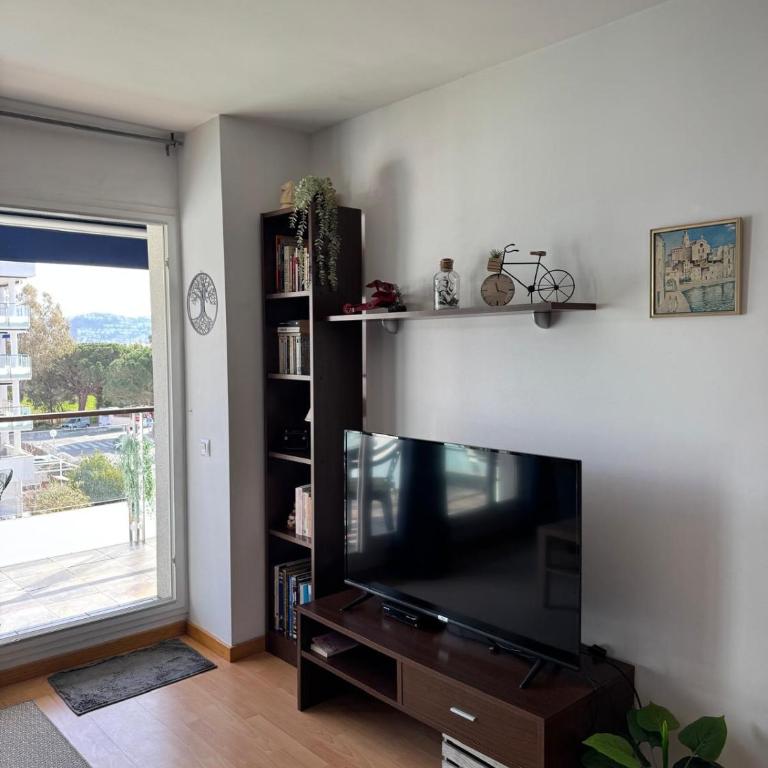 Apartamento soleado en Porto Marina con IMMO 365 - One-Bedroom Apartment with Pool View - 13