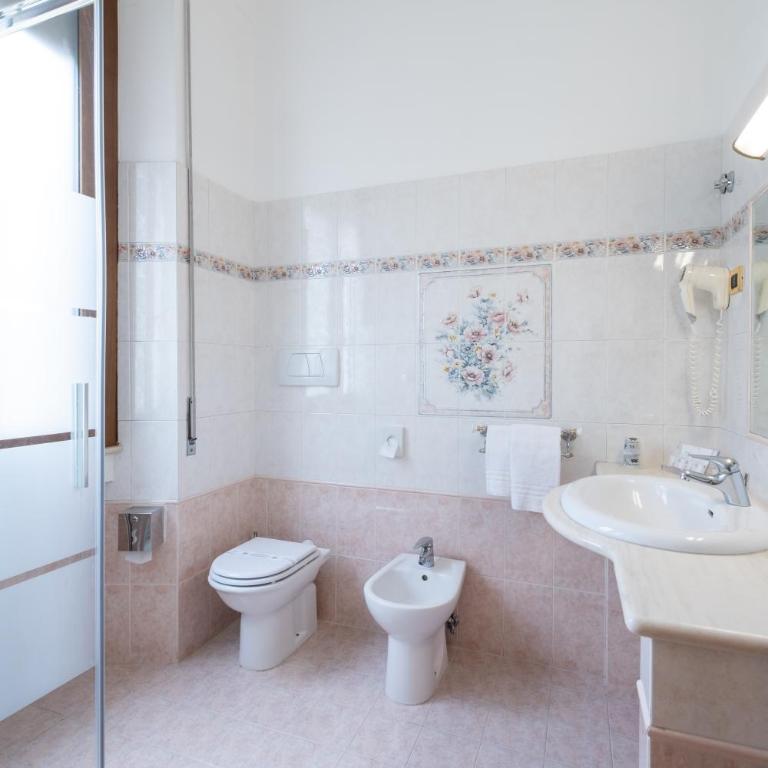 Hotel Santa Prisca - Camera Matrimoniale/Doppia con Letti Singoli - 21