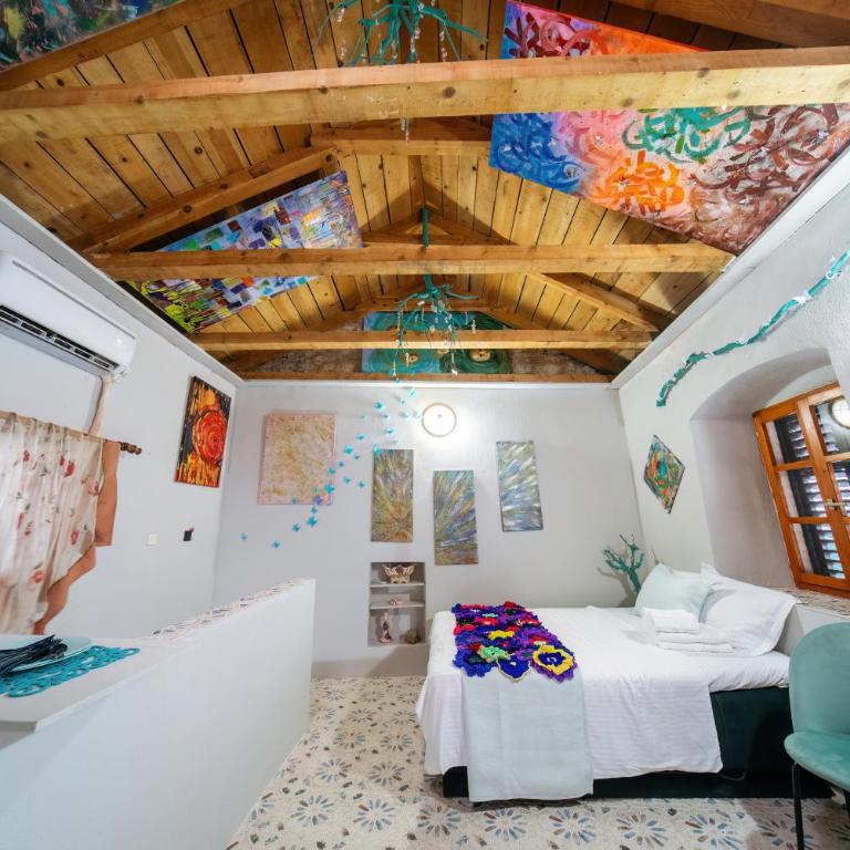 Artintime Apartments - One-bedroom Loft Apartment - 1