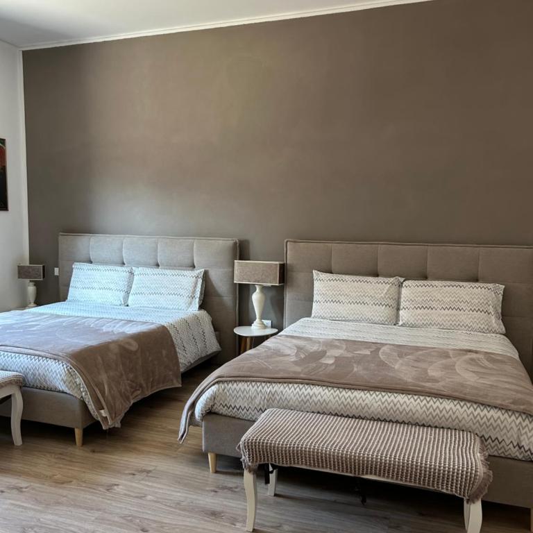 Residenza Guglielmo - Free Parking - Camera Quadrupla con Bagno Privato - 4