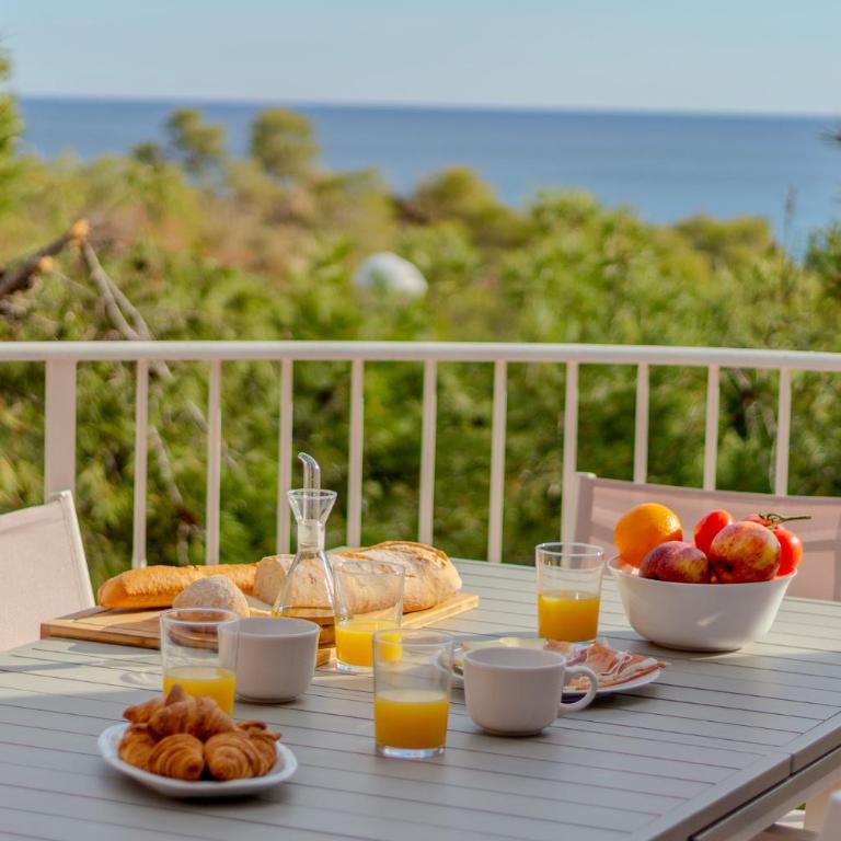 The Ocean Retreat - Beach Villa 30m next to the sea - Villa - 81