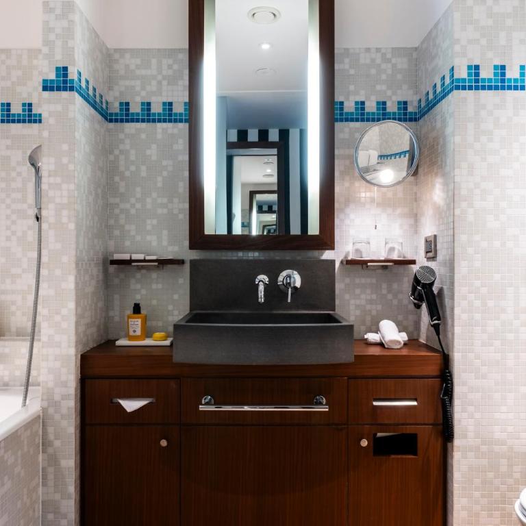 Grand Hôtel Champs-Elysées - Chambre Double Deluxe - 10