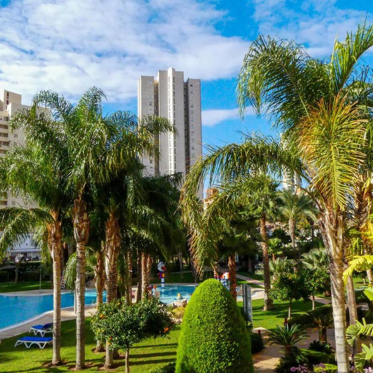 1 bedroom apartment with airconditioning - max 4 guests - One-Bedroom Apartment with Pool View - 19