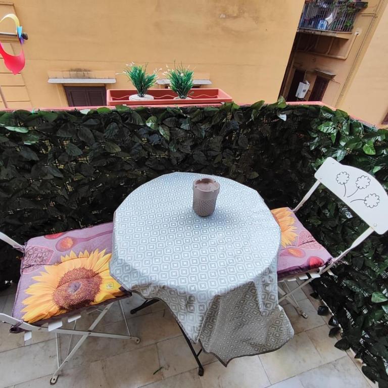 Medea rooms palermo centro - Queen Room with Balcony - 7