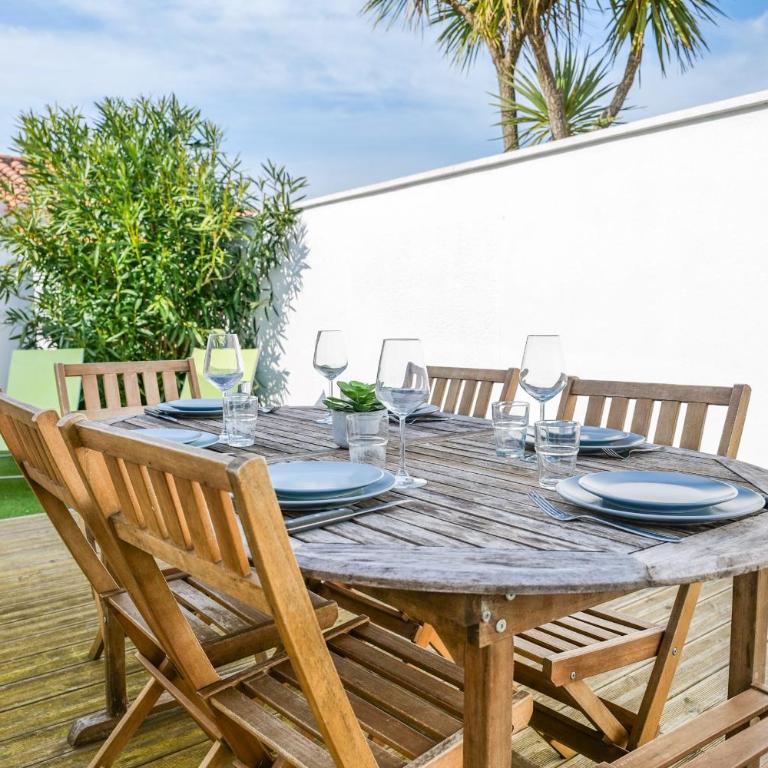 Maison de vacances 7 personnes avec jardin tres agreable - Haus mit 3 Schlafzimmern - 28