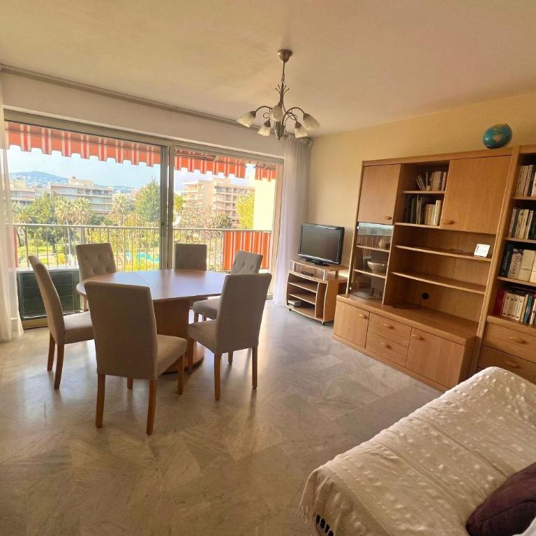 JUAN LES PINS - 4 people - swimming pool - tennis - Appartement - 8
