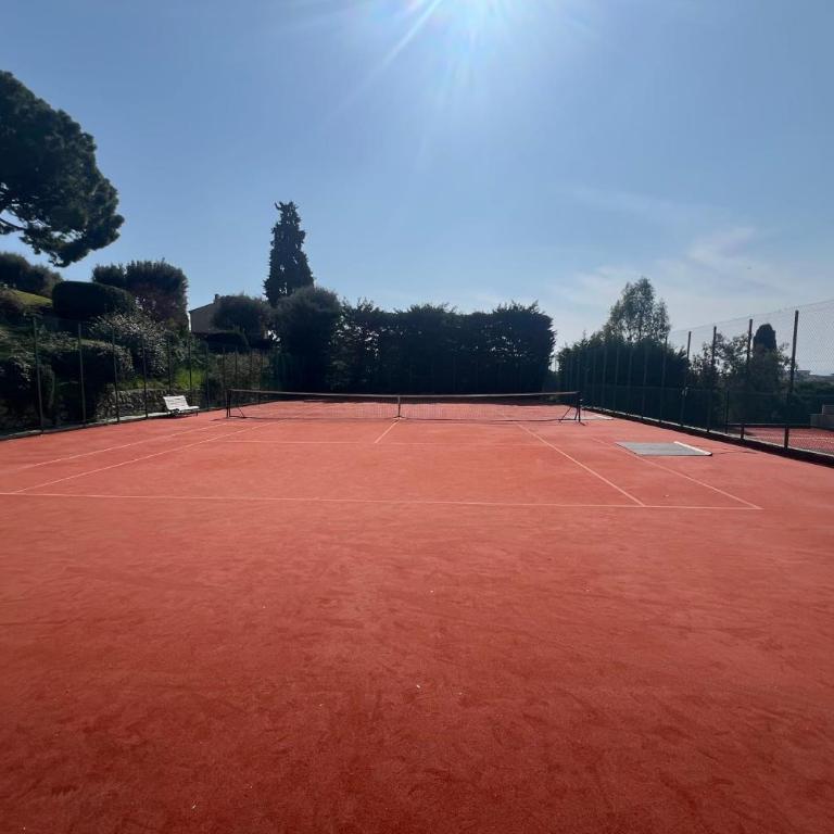 JUAN LES PINS - 4 people - swimming pool - tennis - Appartement - 17