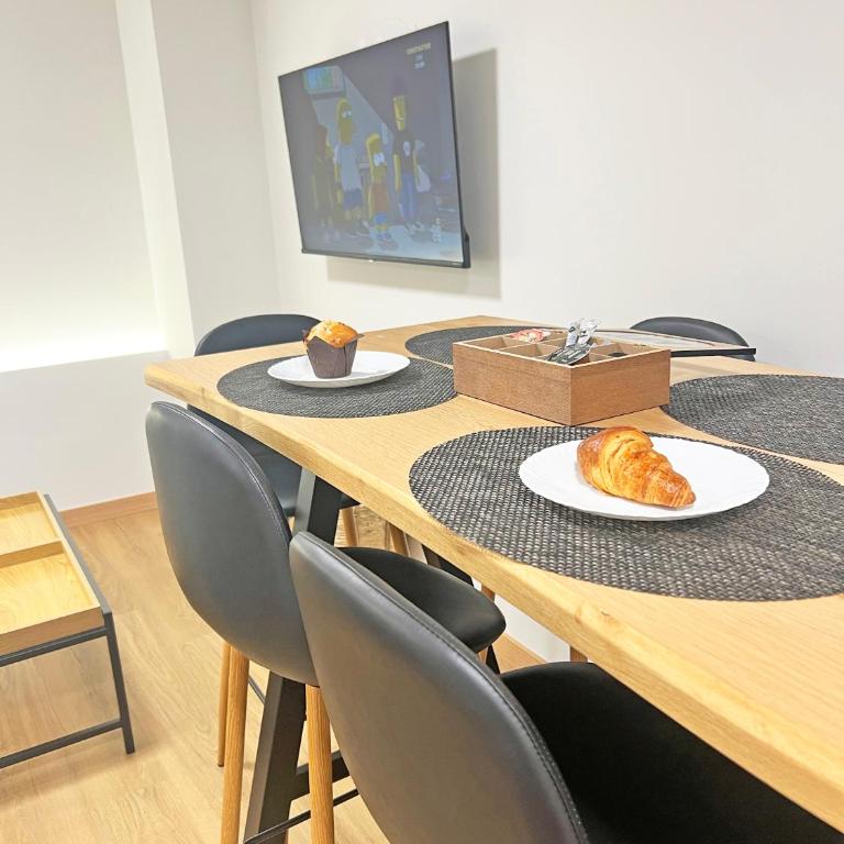 Estiloso-Nuevo, Plaza Toros, AC - Two-Bedroom Apartment - 40