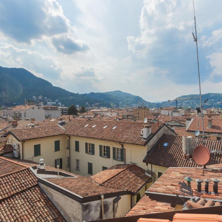 Rooftop Nest in Como city center by Rent All Como - Appartamento - 53