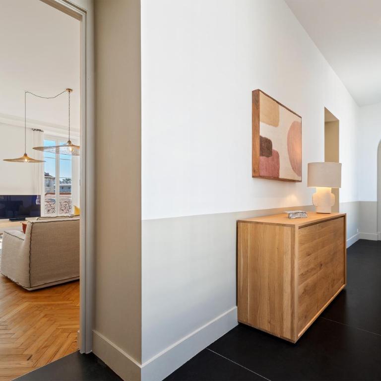 Nice Renting - VICTOR - Historic Palace Luxury 3 Bedrooms - Appartement 3 Chambres - 18