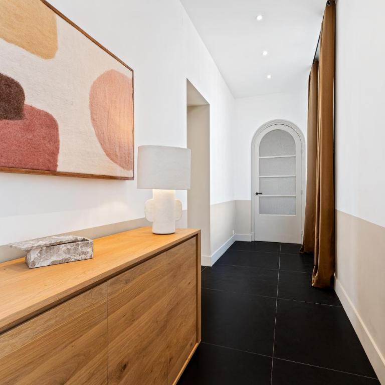 Nice Renting - VICTOR - Historic Palace Luxury 3 Bedrooms - Appartement 3 Chambres - 19