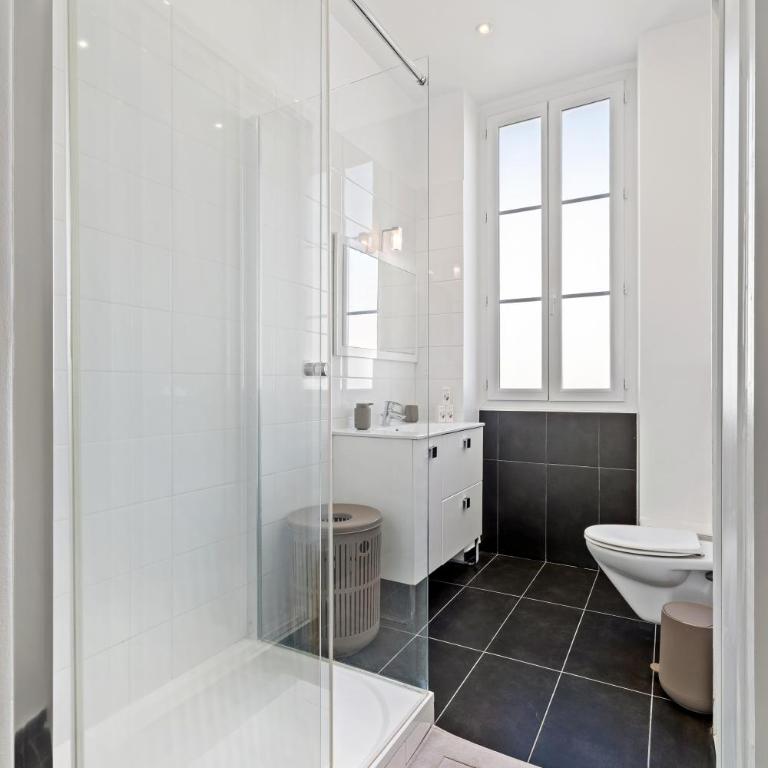 Nice Renting - VICTOR - Historic Palace Luxury 3 Bedrooms - Appartement 3 Chambres - 21