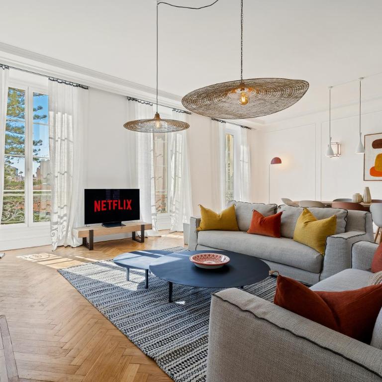 Nice Renting - VICTOR - Historic Palace Luxury 3 Bedrooms - Appartement 3 Chambres - 3
