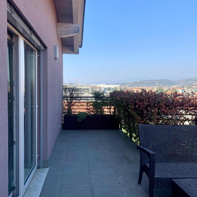 Nuova Opera Rooms & Apartments - Appartamento con Terrazza e Balcone - 9