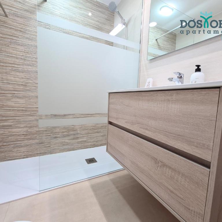 Dos Torres Conde Aranda - Céntrico con opción de estacionamiento - Three-Bedroom Apartment - 3