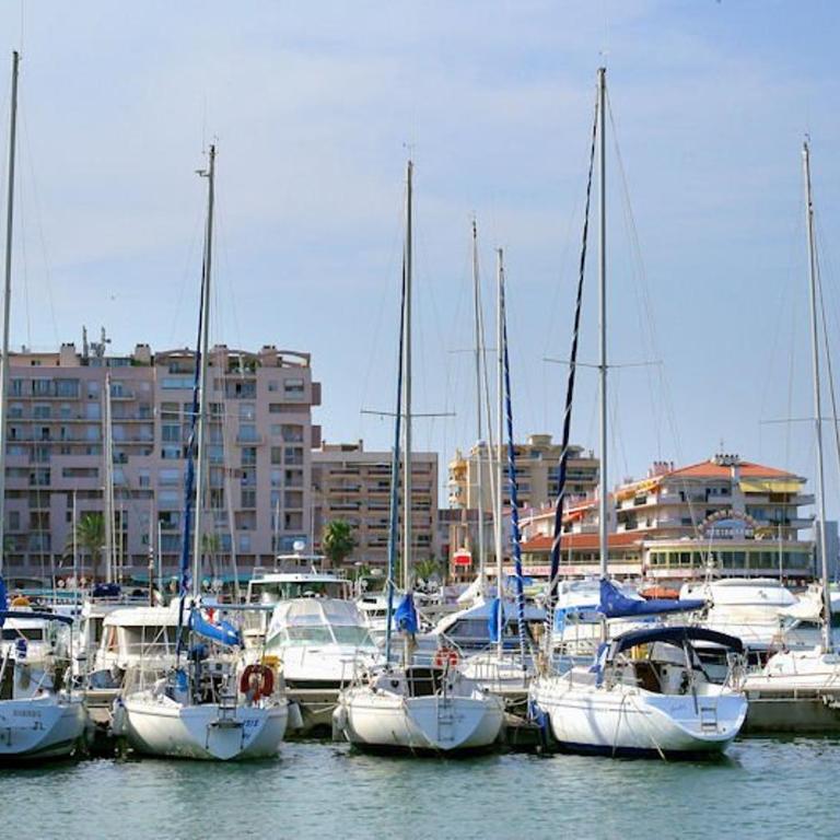 Proche port et plage T2 dans résidence avec ascenseur parking-4CA403 - Appartamento con Terrazza - 2