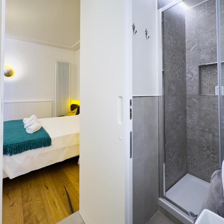 Gold Suite 5 minuti dal Colosseo - Appartamento con 1 Camera da Letto - 18