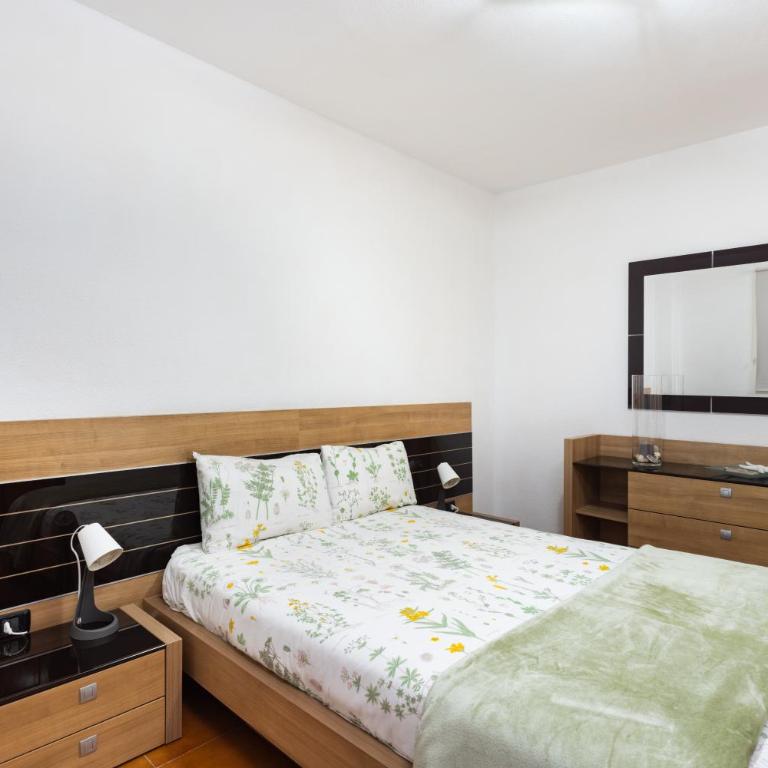 Home2Book Charming Retreat Apt in Caletillas - Apartamento de 3 dormitorios - 2