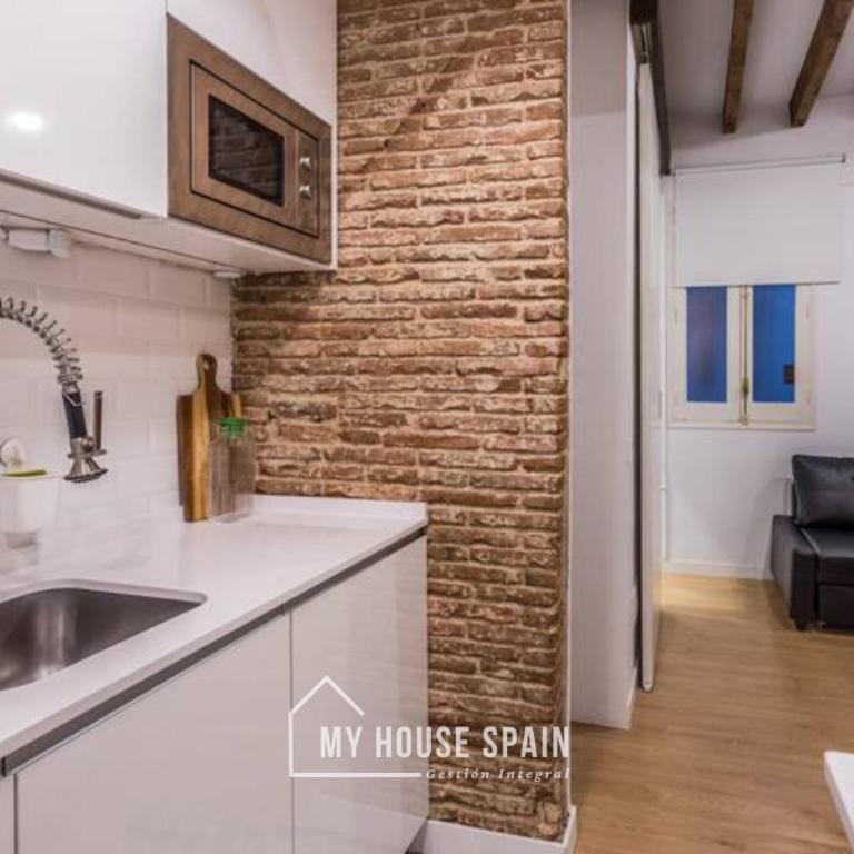 MyHouseSpain - Piso en la Latina - Apartment with Shower - 7