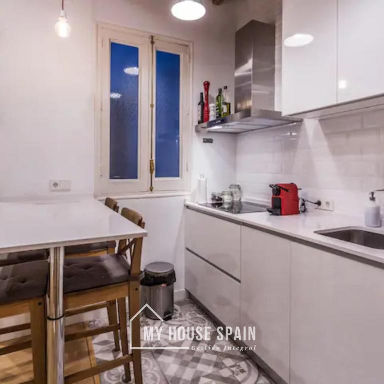 MyHouseSpain - Piso en la Latina - Apartment with Shower - 3