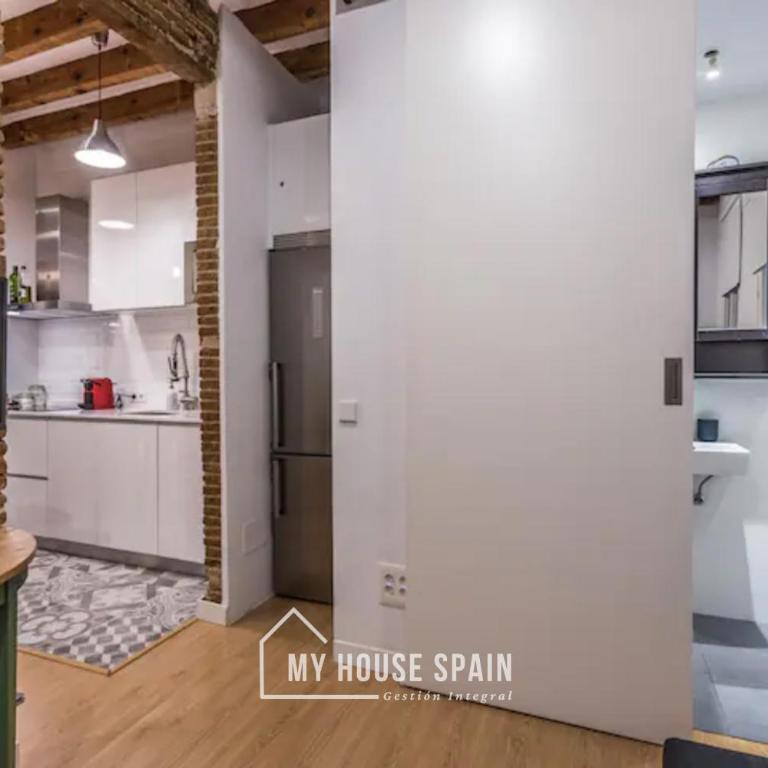 MyHouseSpain - Piso en la Latina - Apartment with Shower - 23