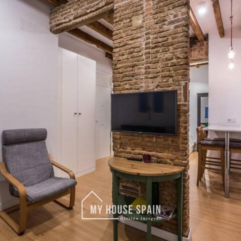 MyHouseSpain - Piso en la Latina - Apartment with Shower - 16