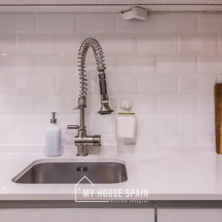 MyHouseSpain - Piso en la Latina - Apartment with Shower - 6