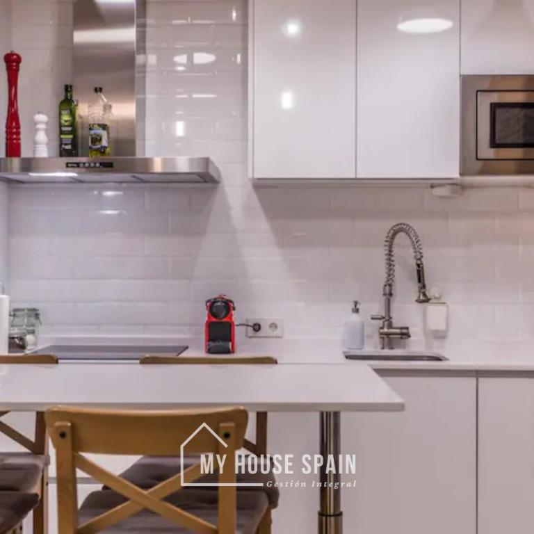 MyHouseSpain - Piso en la Latina - Apartment with Shower - 5