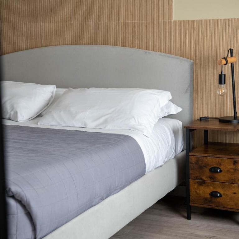Vatican Fashion Home - Three-Bedroom Apartment - 49