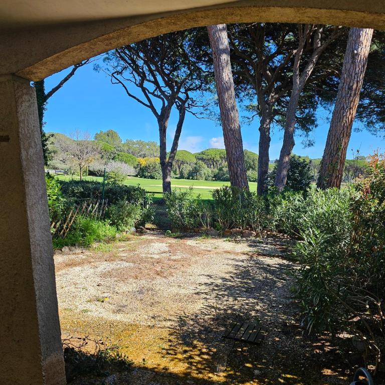 Appartement golf de Valescure avec jardin - Apartamento de 1 dormitorio - 7