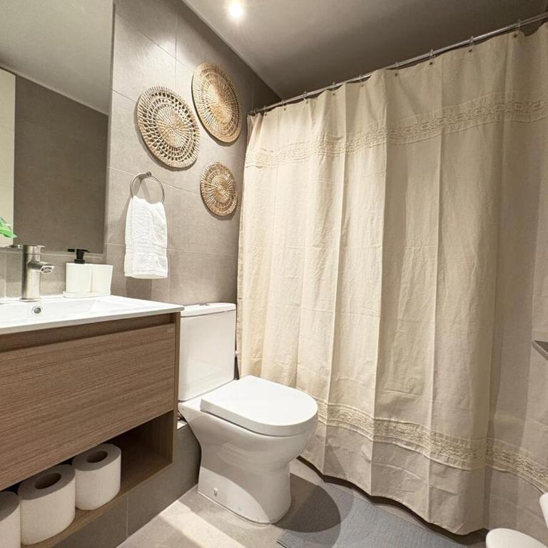 Bustamante, Aire Acondicionado, Metro Irarrázaval Línea 5 y 3, 7 Minutos a estadio nacional - Apartamento de 1 dormitorio - 11