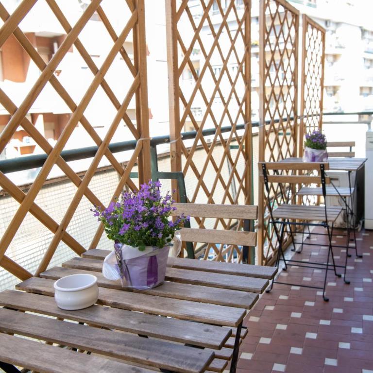 Vatican Fashion Home - Three-Bedroom Apartment - 75