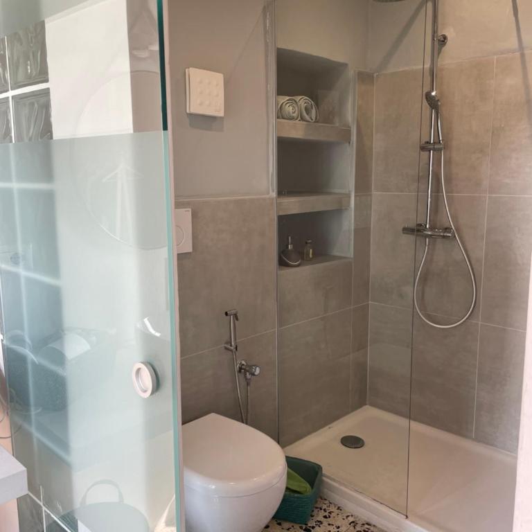 Casa La Preziosa - Deluxe Doppelzimmer mit Dusche - 2