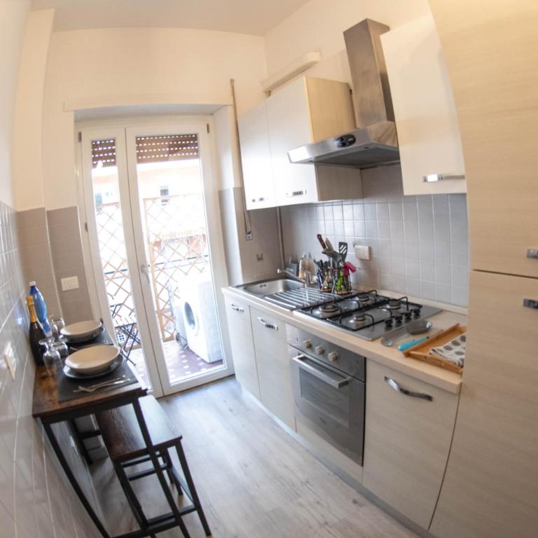 Vatican Fashion Home - Three-Bedroom Apartment - 69