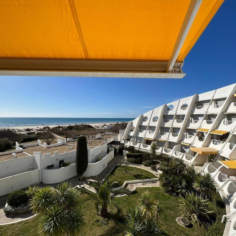 Appartement 4 Pièces, Vue Mer, Piscine et Parking privé - Three-Bedroom Apartment with Sea View - 7