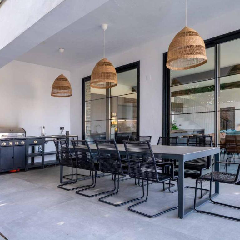Luxury 4 bed villa with pool and views - Villa with Private Pool - 12