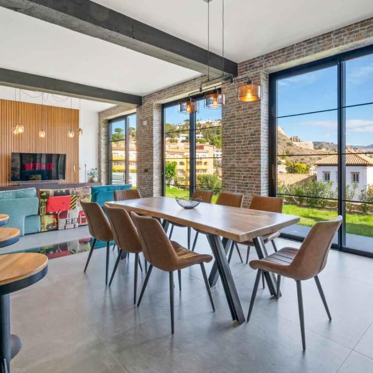 Luxury 4 bed villa with pool and views - Villa with Private Pool - 5