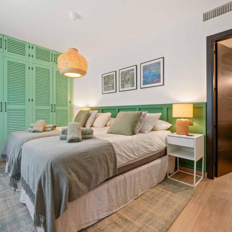 Luxury 4 bed villa with pool and views - Villa with Private Pool - 29
