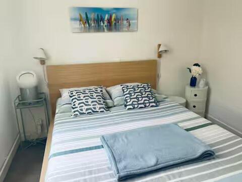 Appartement lumineux Côte des Basques - Apartment mit 2 Schlafzimmern - 8