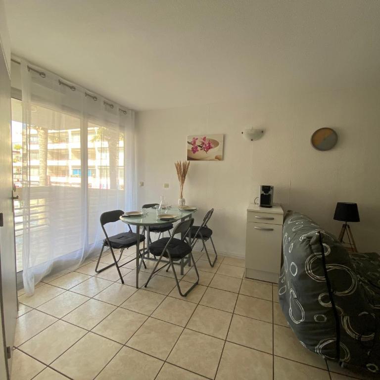 Canet appartement à 100 m de la plage avec parking - Apartment mit 1 Schlafzimmer - 29