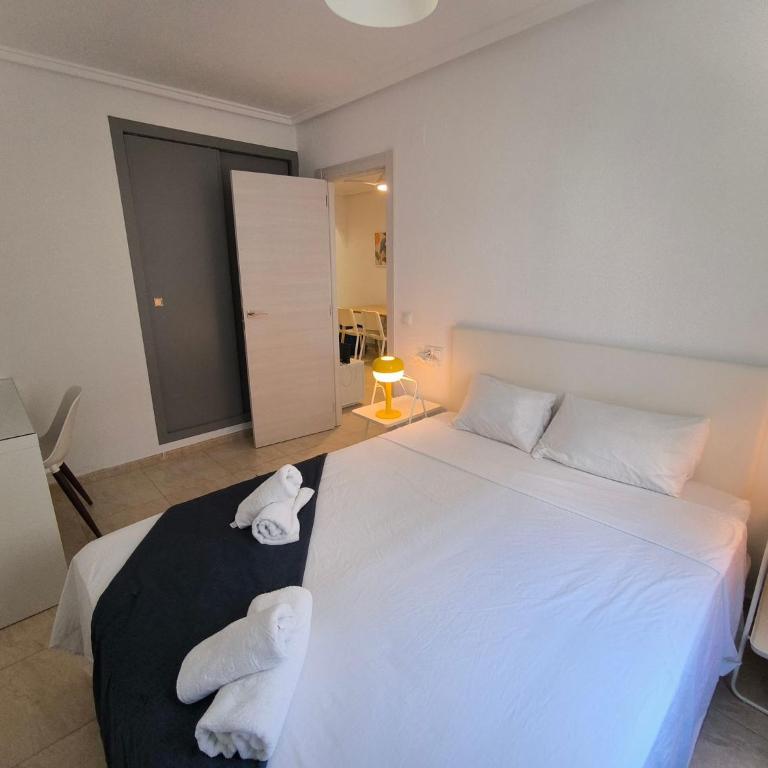 Central and Comfortable Apartment - Apartamento - 4
