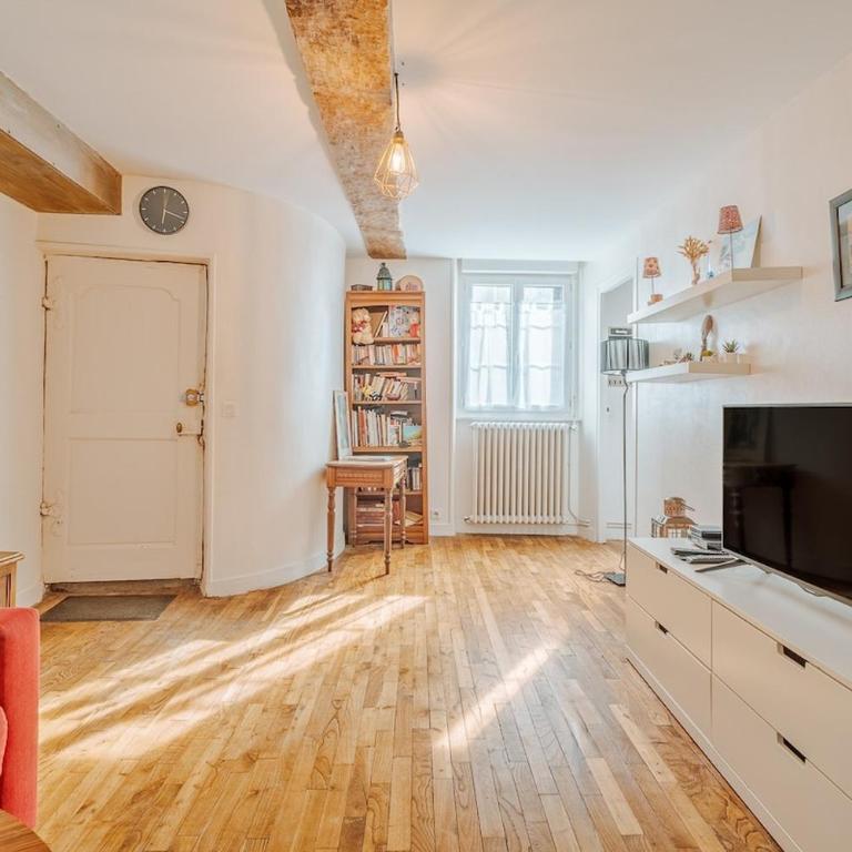 Porte des Bès T2 dans Intra-muros plage à 10 m - One-Bedroom Apartment - 1