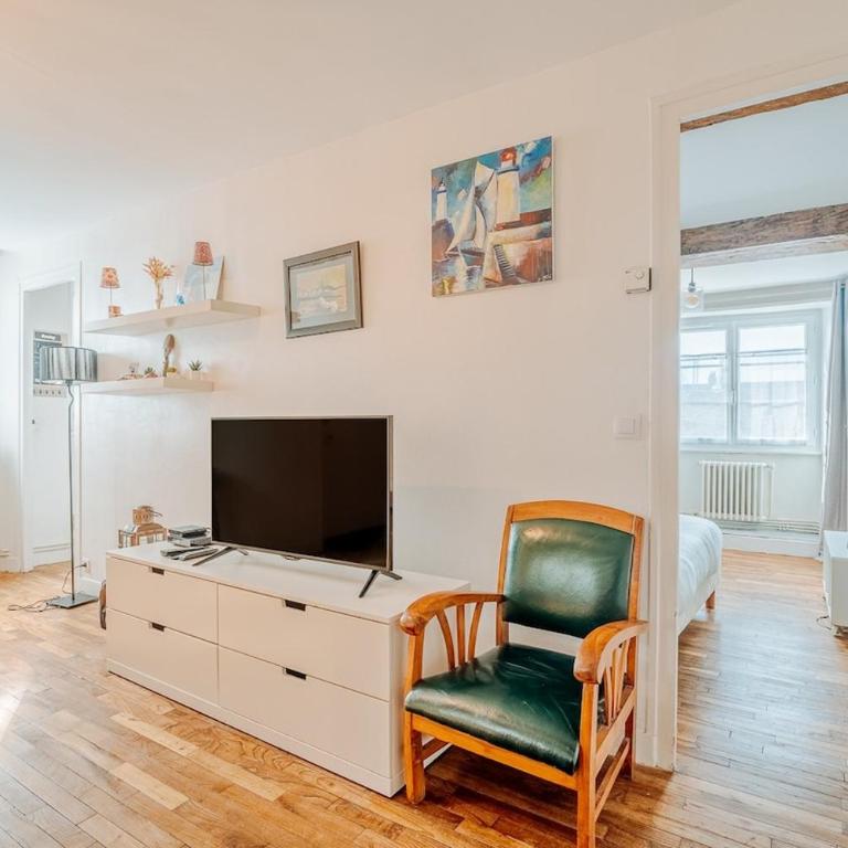 Porte des Bès T2 dans Intra-muros plage à 10 m - One-Bedroom Apartment - 5