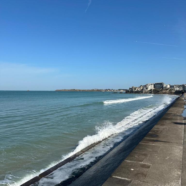 Porte des Bès T2 dans Intra-muros plage à 10 m - One-Bedroom Apartment - 28