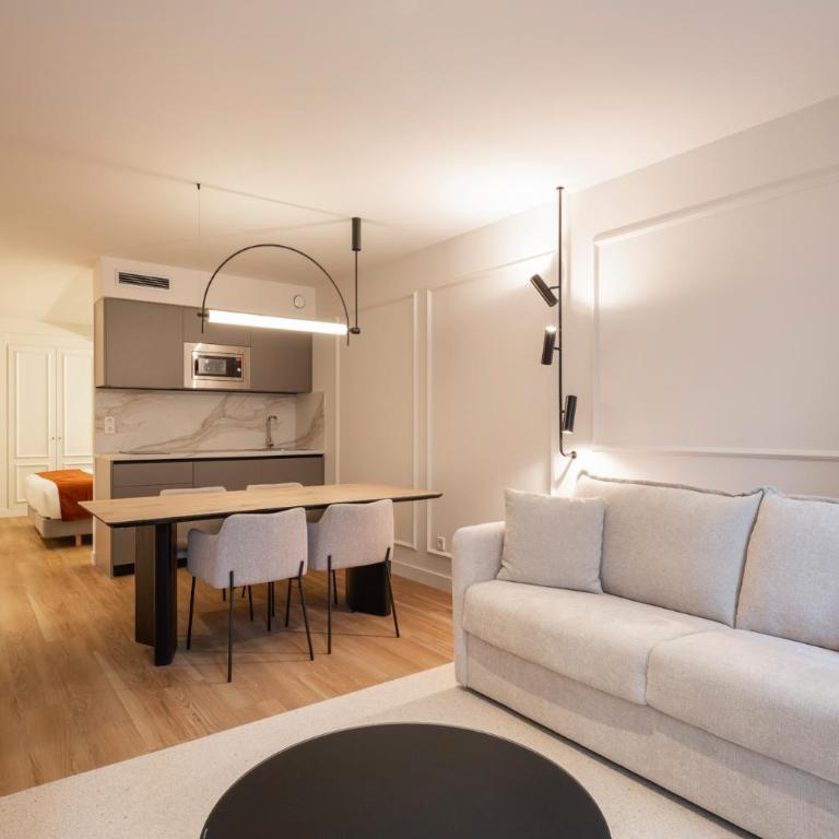 Marina 30 - Apartamento con vistas a la ciudad - 8